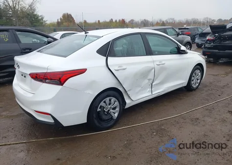 2021 Hyundai Accent Se z USA, uszkodzony, nr VIN 3KPC24A67ME136477